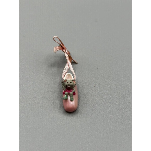 Future Star 1997 Miniature She Is A Pretty Ballerina Dancer Hallmark Ornament - Picture 2 of 5